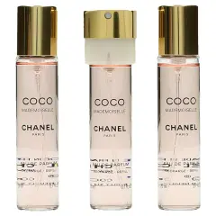 Trzy perfumetki Chanel Coco Mademoiselle z złotymi nakrętkami. Idealne dla każdej madmuazel po francusku.