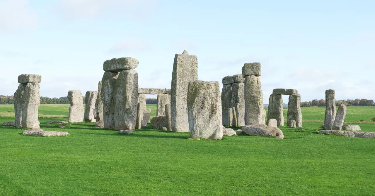Kamienne kręgi Stonehenge, tajemnicze miejsce. Co to za budowla?